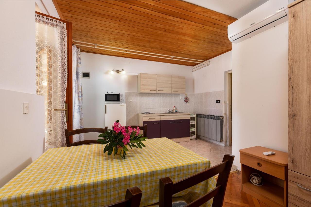 Apartments And Room Pergola Rovinj Dış mekan fotoğraf