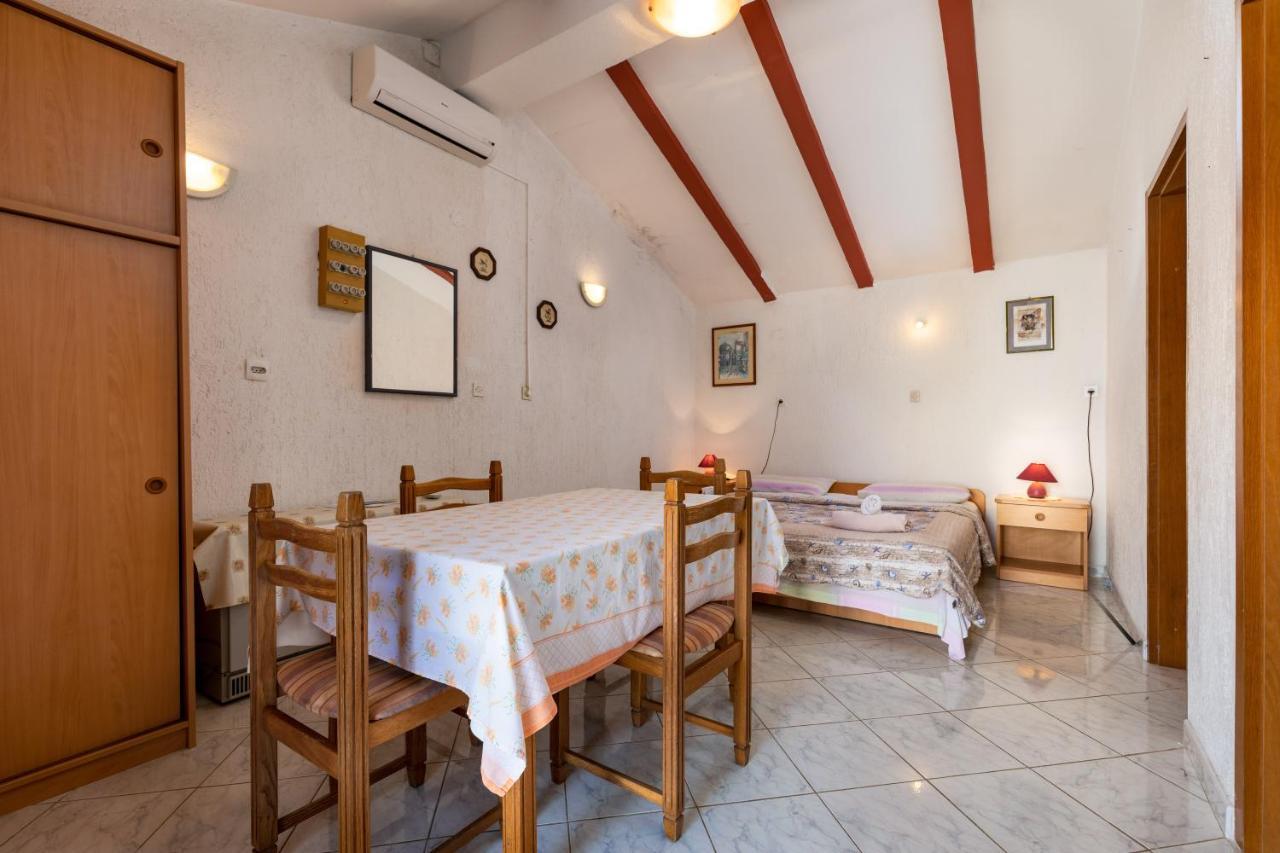 Apartments And Room Pergola Rovinj Dış mekan fotoğraf